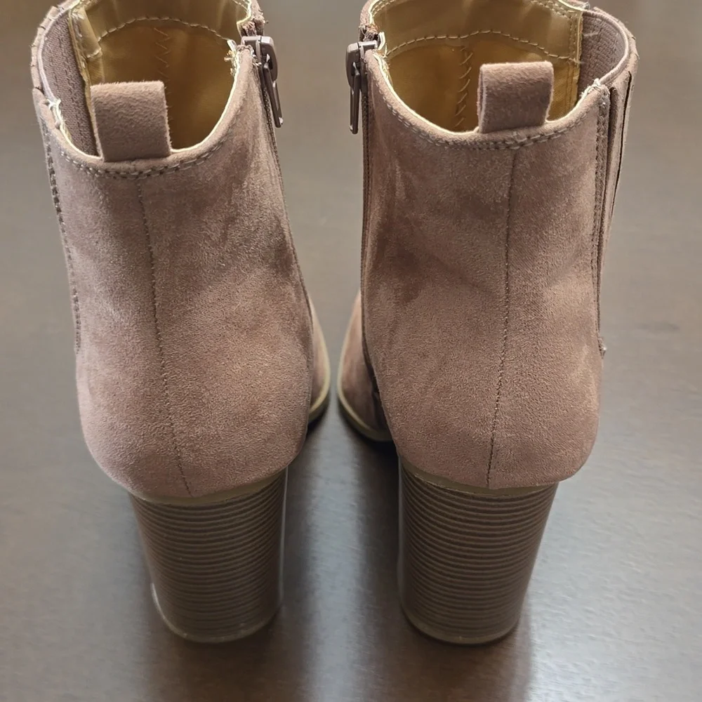 QUPID Womens Sz 10 Booties Square‎ Toe 4